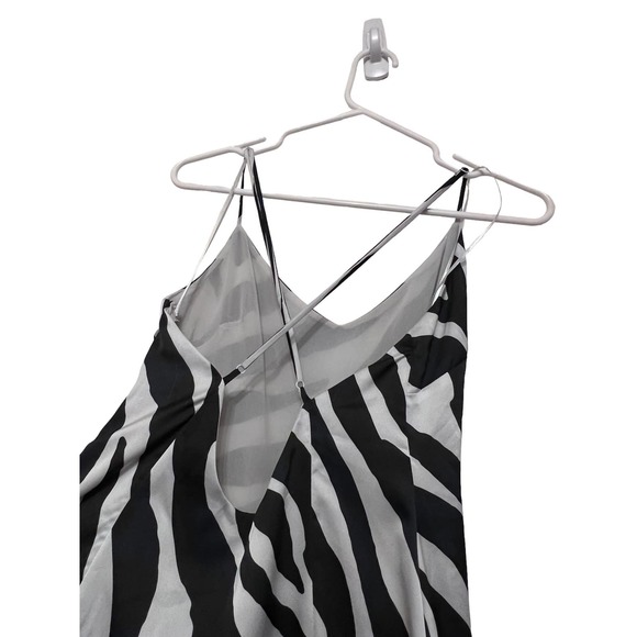 The East Order Nico Midi Dress Zebra Medium - Picture 7 of 9